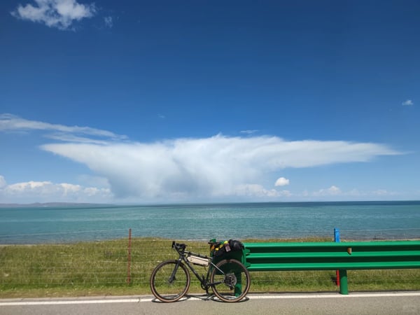 Qinghai Lake Cycling Guide: E-Bike and Road Bike Route Plan