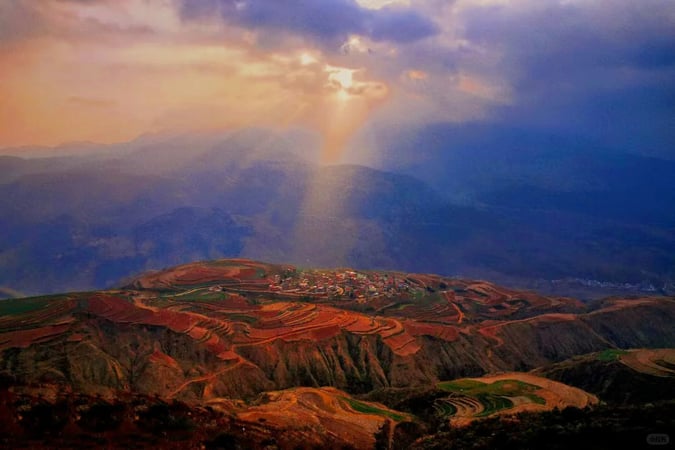 Dongchuan Red Land Bike Tour: Yunnan Photography Cycling Route near Kunming