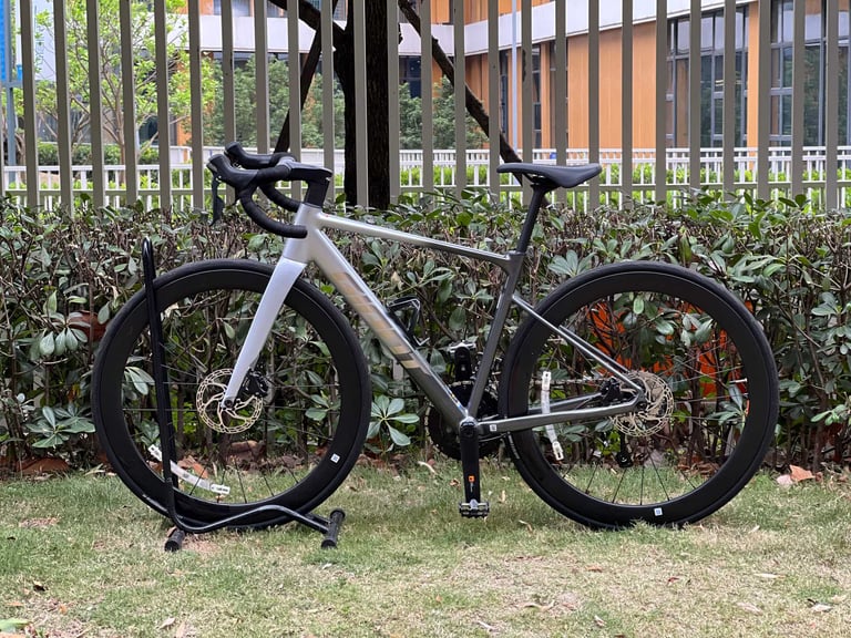 2026 Giant PCR rental bike
