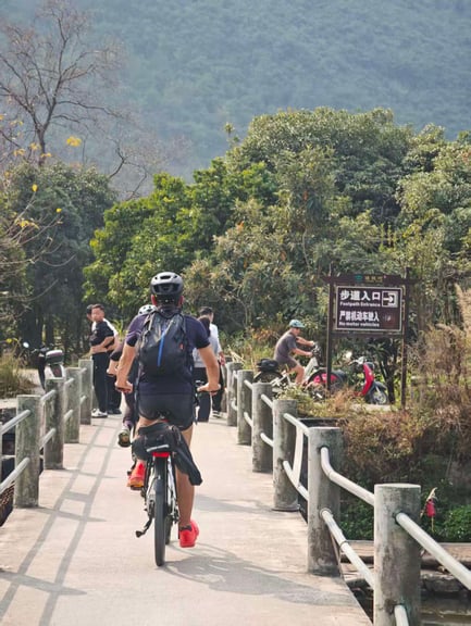 Yulong River and Jinbao River e-bike tour — photo 3