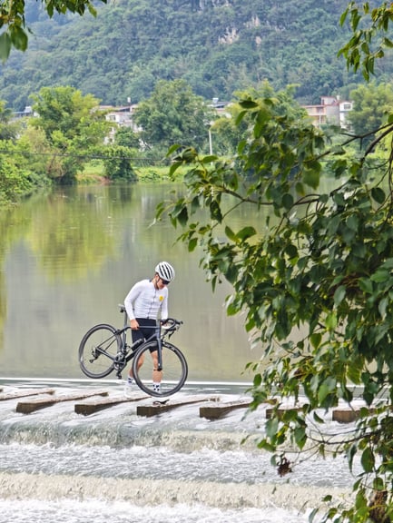 Yulong River and Jinbao River e-bike tour — photo 9