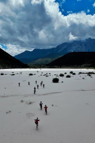 Alpine meadows and trails in the Wenhai Lake wilderness