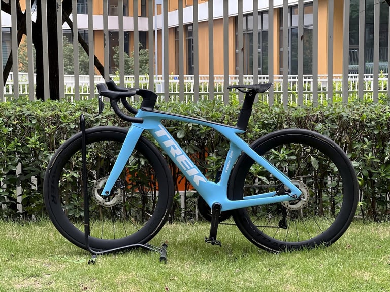 Trek Madone SLR 7 Gen 8 rental bike